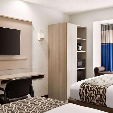 Microtel Inn & Suites By Wyndham Florence/Cincinnati Airpo Экстерьер фото