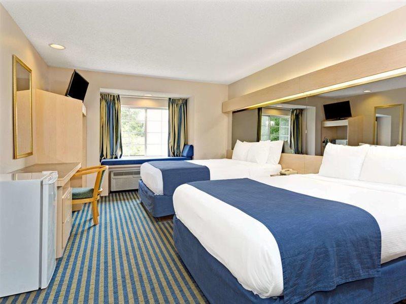 Microtel Inn & Suites By Wyndham Florence/Cincinnati Airpo Экстерьер фото