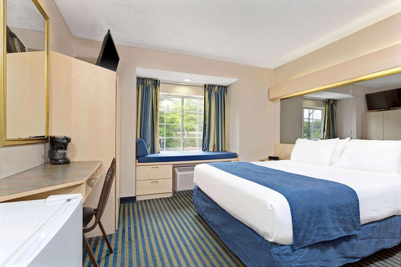 Microtel Inn & Suites By Wyndham Florence/Cincinnati Airpo Экстерьер фото