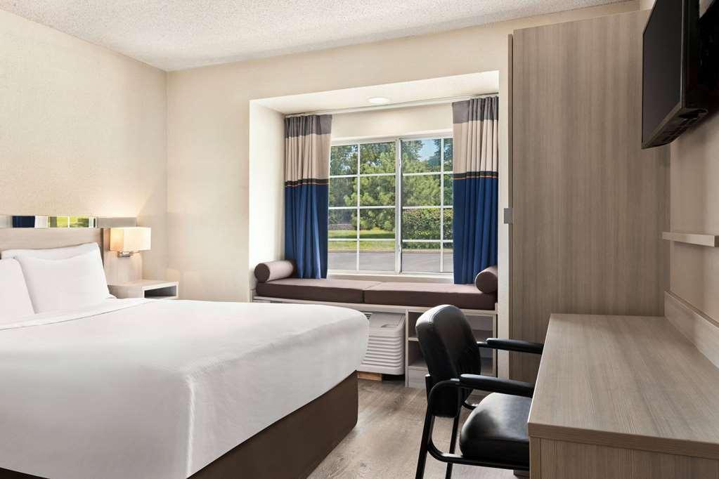Microtel Inn & Suites By Wyndham Florence/Cincinnati Airpo Номер фото