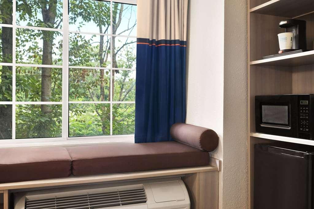 Microtel Inn & Suites By Wyndham Florence/Cincinnati Airpo Номер фото