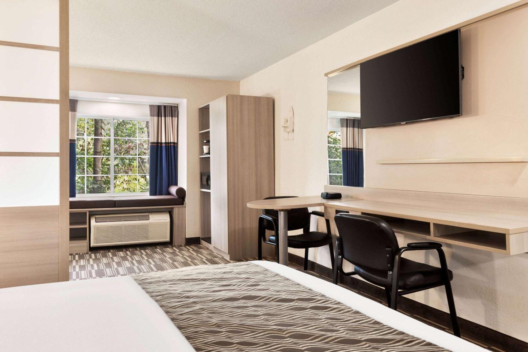 Microtel Inn & Suites By Wyndham Florence/Cincinnati Airpo Экстерьер фото